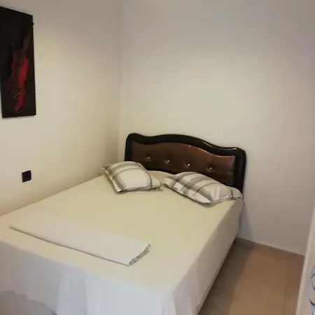 Denize Kenarinda Konforlu Villa * Kusadası